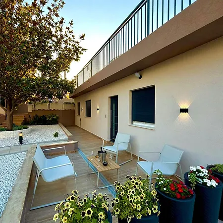 Lejlighed Garden House *